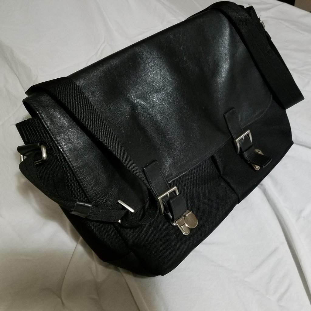 Jack Georges  Jack Georges Satchel